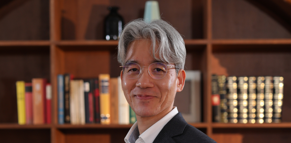 Yoon Hong Gyun