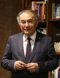 Nevzat Tarhan
