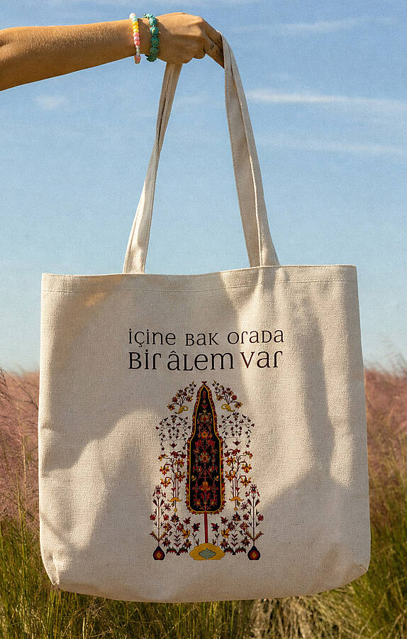 "İçindeki Âlem" Geleneksel Motifli Bez Çanta - 2